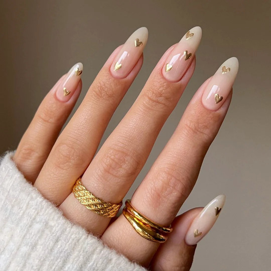 Pale Base With Gold Hearts nail