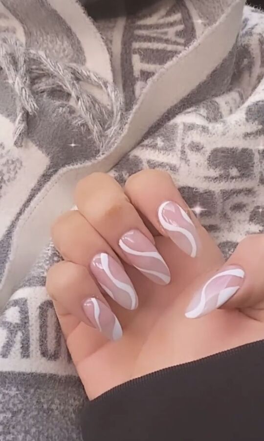 Traced in White nail