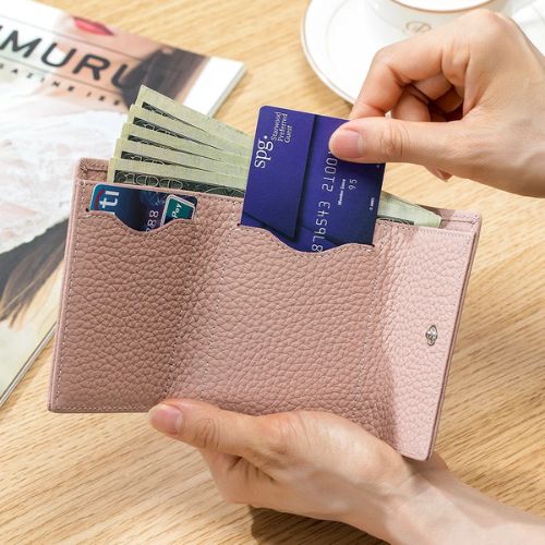 Features of slim card wallet