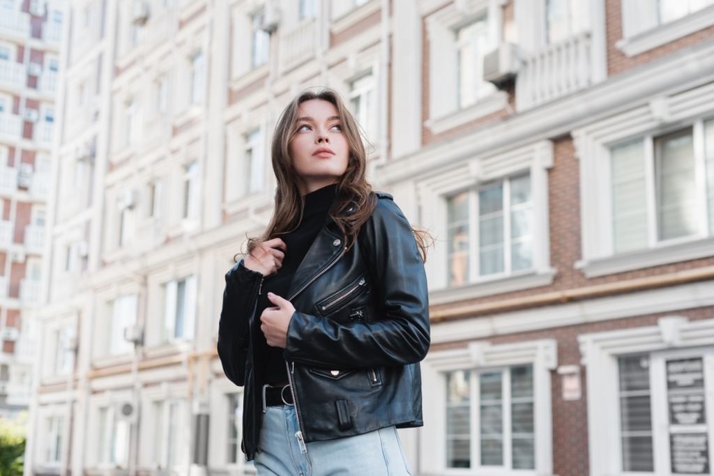 How to style leather jacket